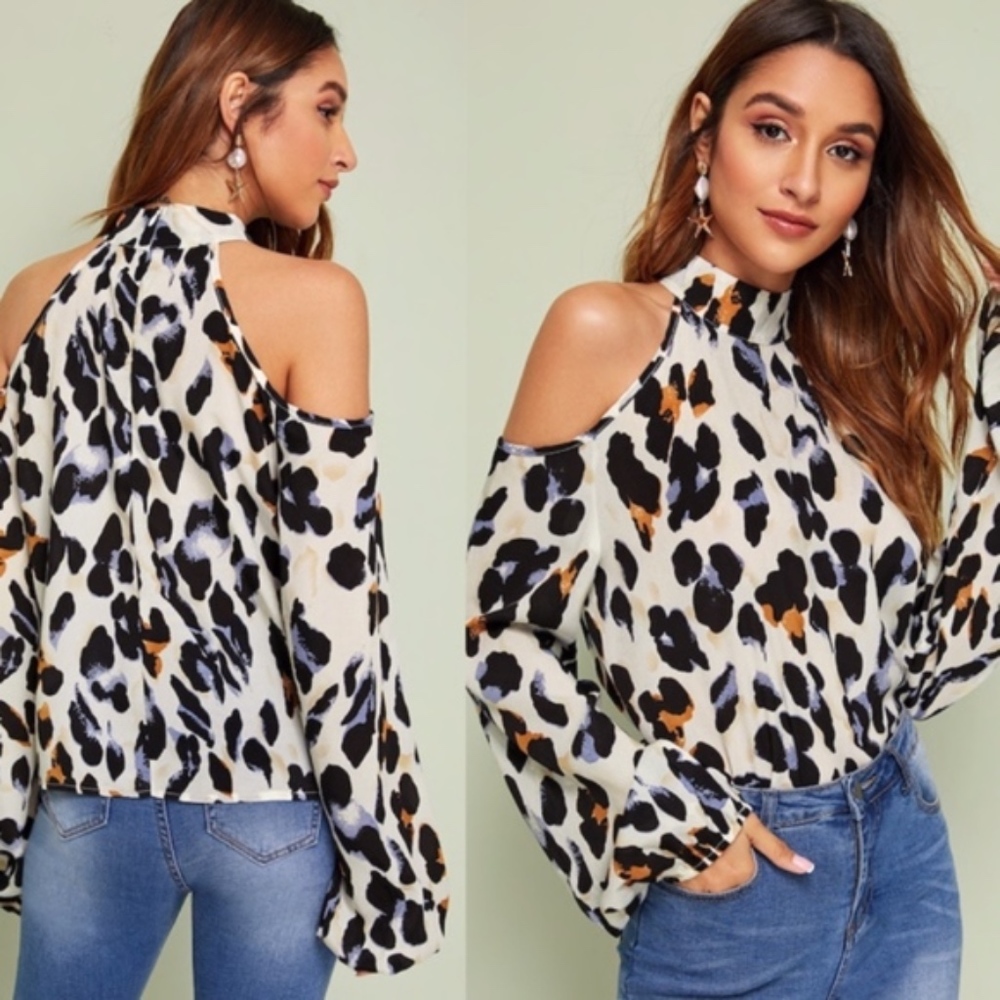 CHECK ME OUT Leopard Top - Picture 2 of 2